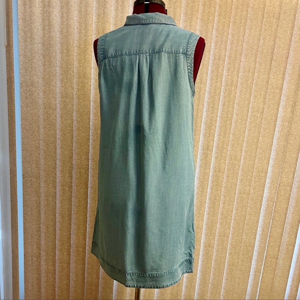 J. Jill Sleeveless Chambray Tunic Dress with pockets - Picture 9 of 10